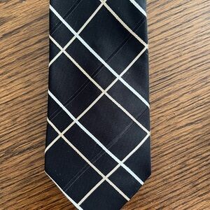 Tommy Hilfiger Black Tie with Geometric Pattern